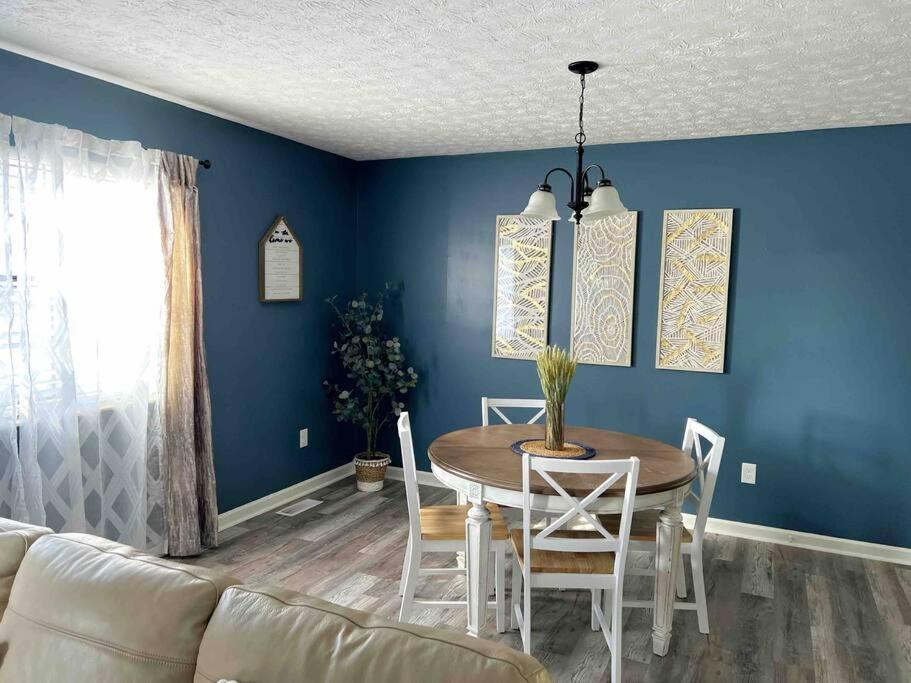 Charming House In Sevierville Family Friendly Quiet Location Close To Wilderness Bagian luar foto
